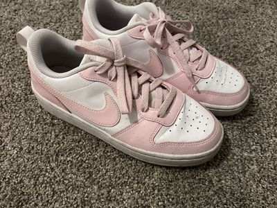 Nike Court Borough Low 2 Pink & White Sneakers - Girls' Size 12.5Y - Gently Used