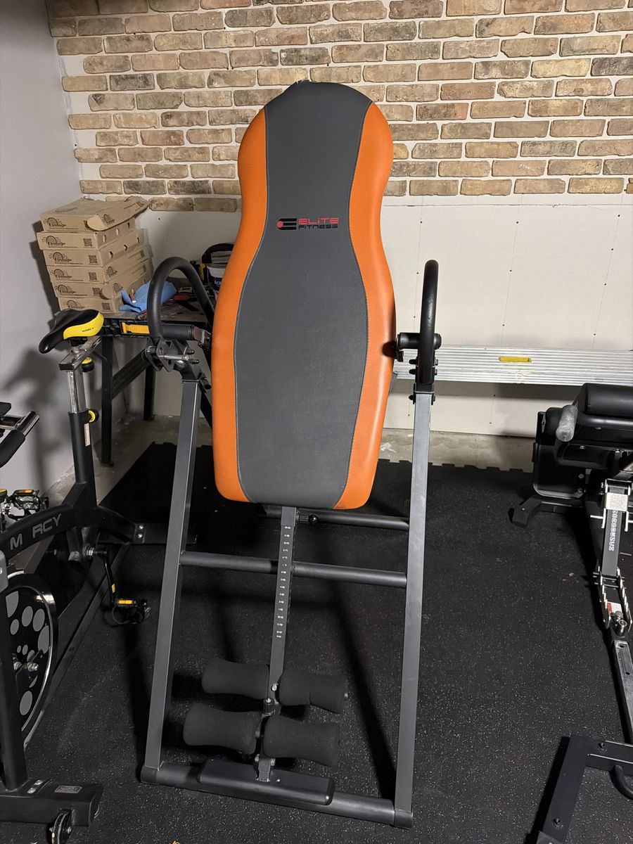 Elite Fitness Inversion Table