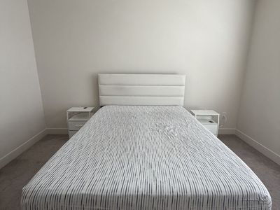 Queen Size Bed Frame White Upholstery