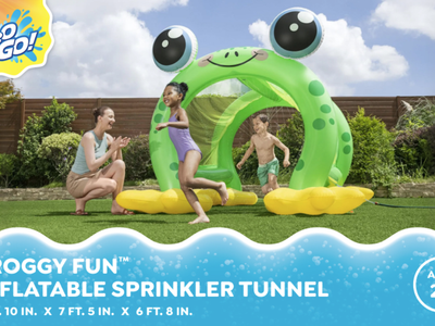 Kids Froggy Fun Sprinkler Tunnel