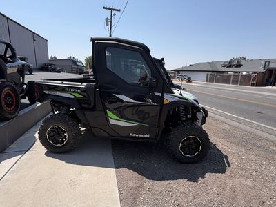 2025 Kawasaki Ridge XR Deluxe Enclosed UTV