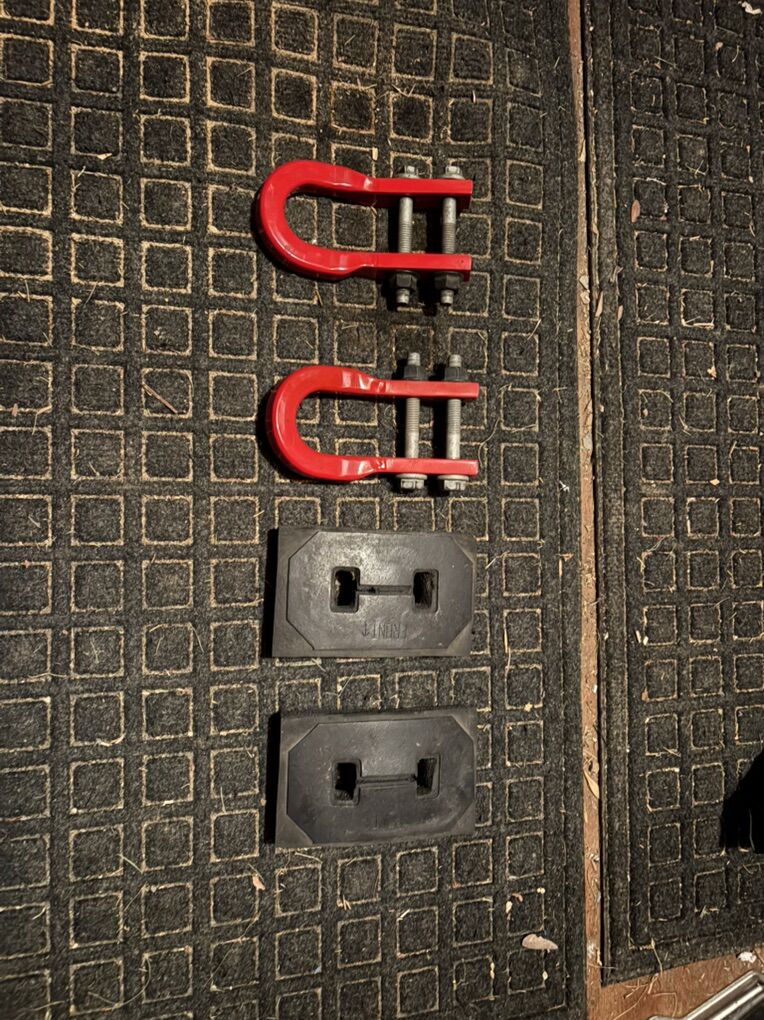 Red Recovery Hooks - 2015 - 2022 Colorado