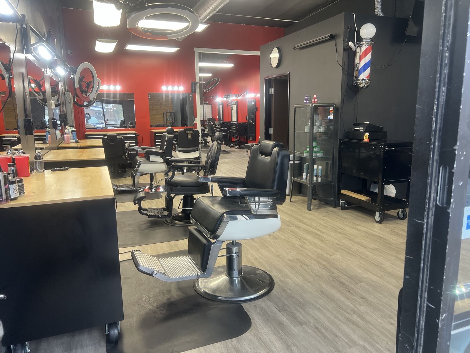 L.A Barber and Salon