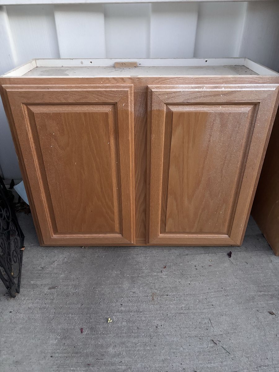 Upper Kitchen Cabinet Great For Extra Storage