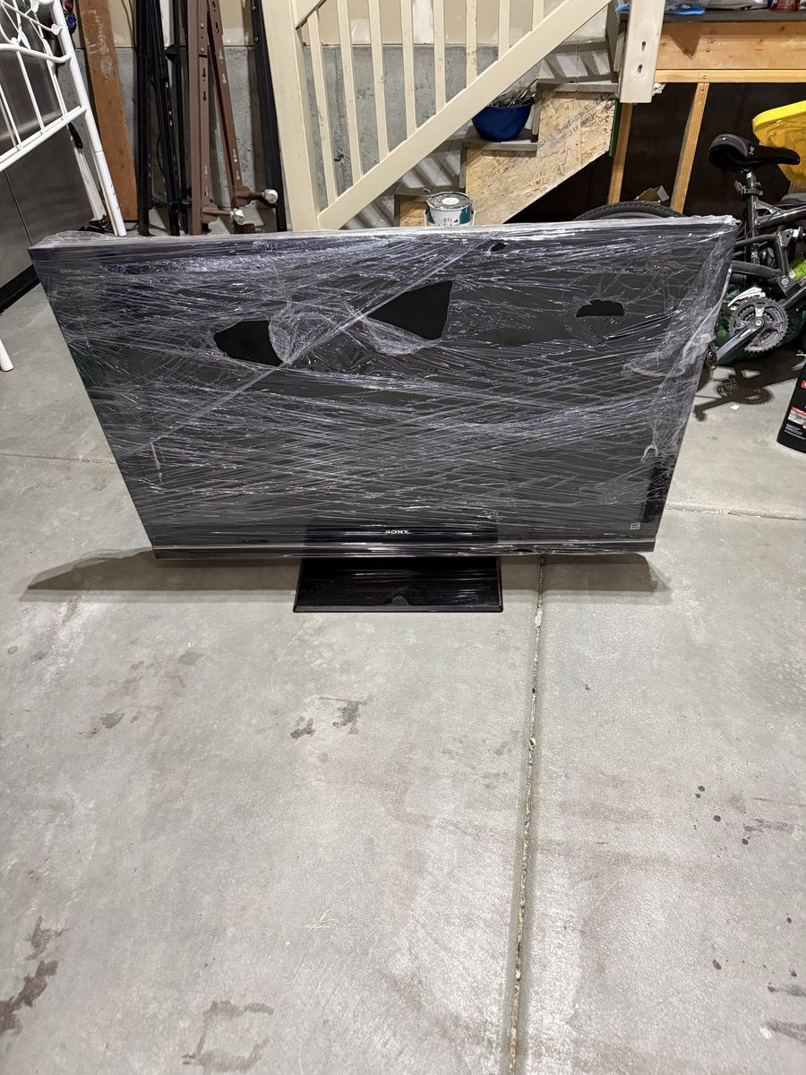 Main image 7
