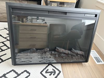 Electric Fireplace insert with Quartz surround