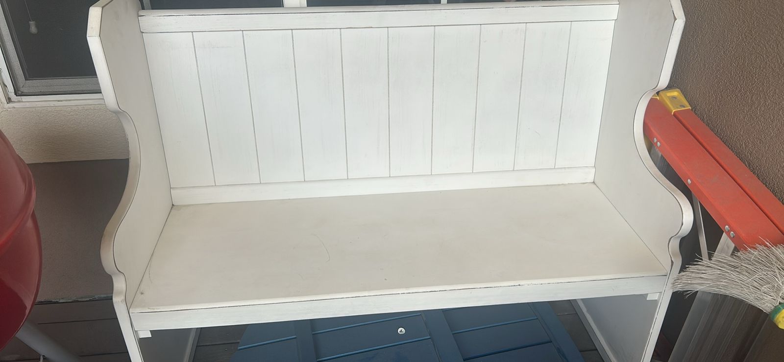 Farmhouse Church Pew Looking Bench