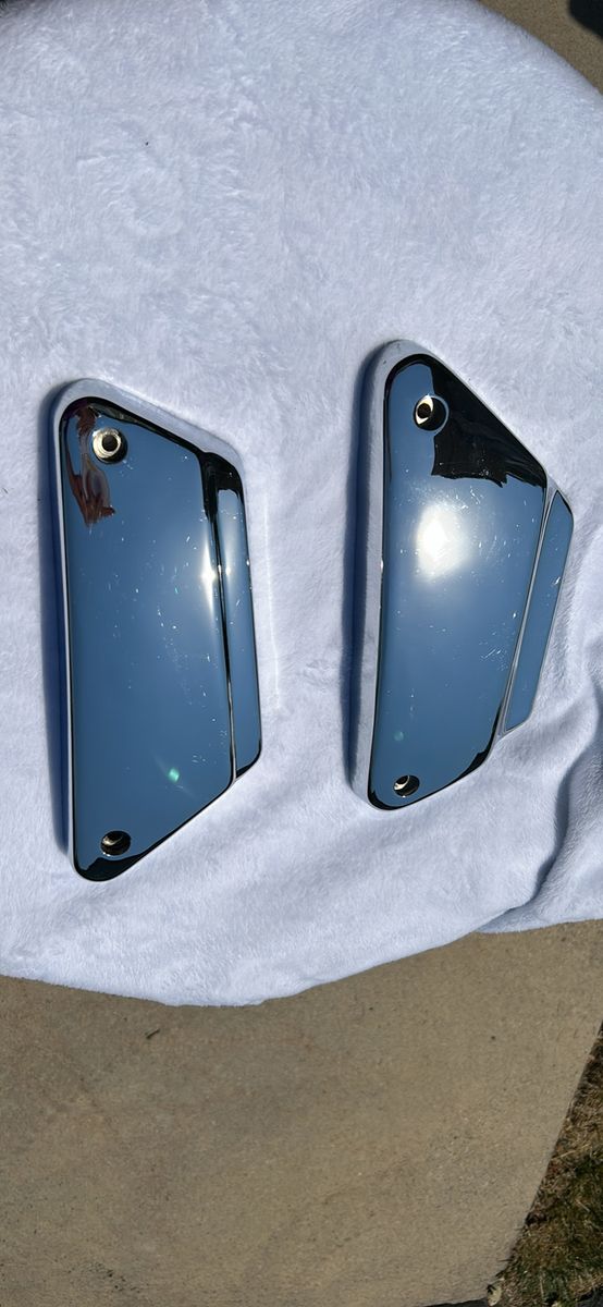 Pair of Harley Davidson Chrome Side Covers