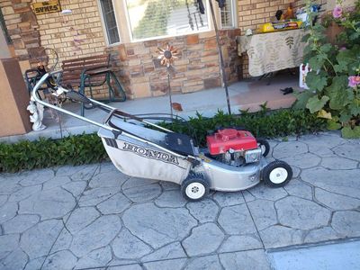 Honda HR194 SX 4.5HP Easy Start Push Lawn Mower - Used, Good Condition
