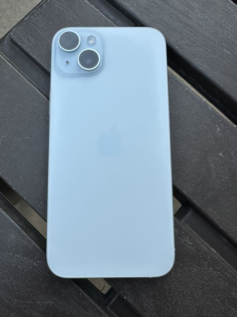 iPhone 15 Plus 128 Unlocked