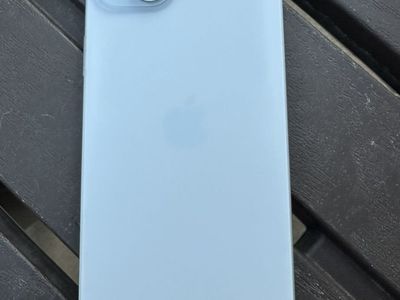 iPhone 15 Plus 128 Unlocked