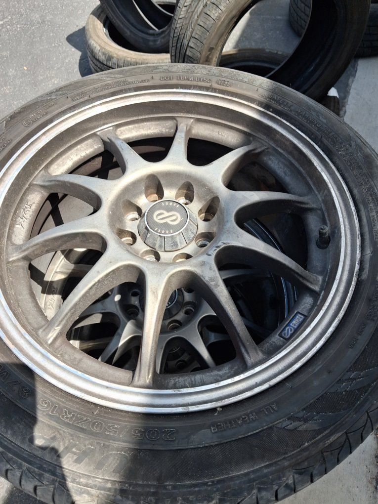 tires and wheels off Honda