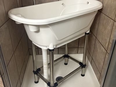Grooming Dog Bath tub