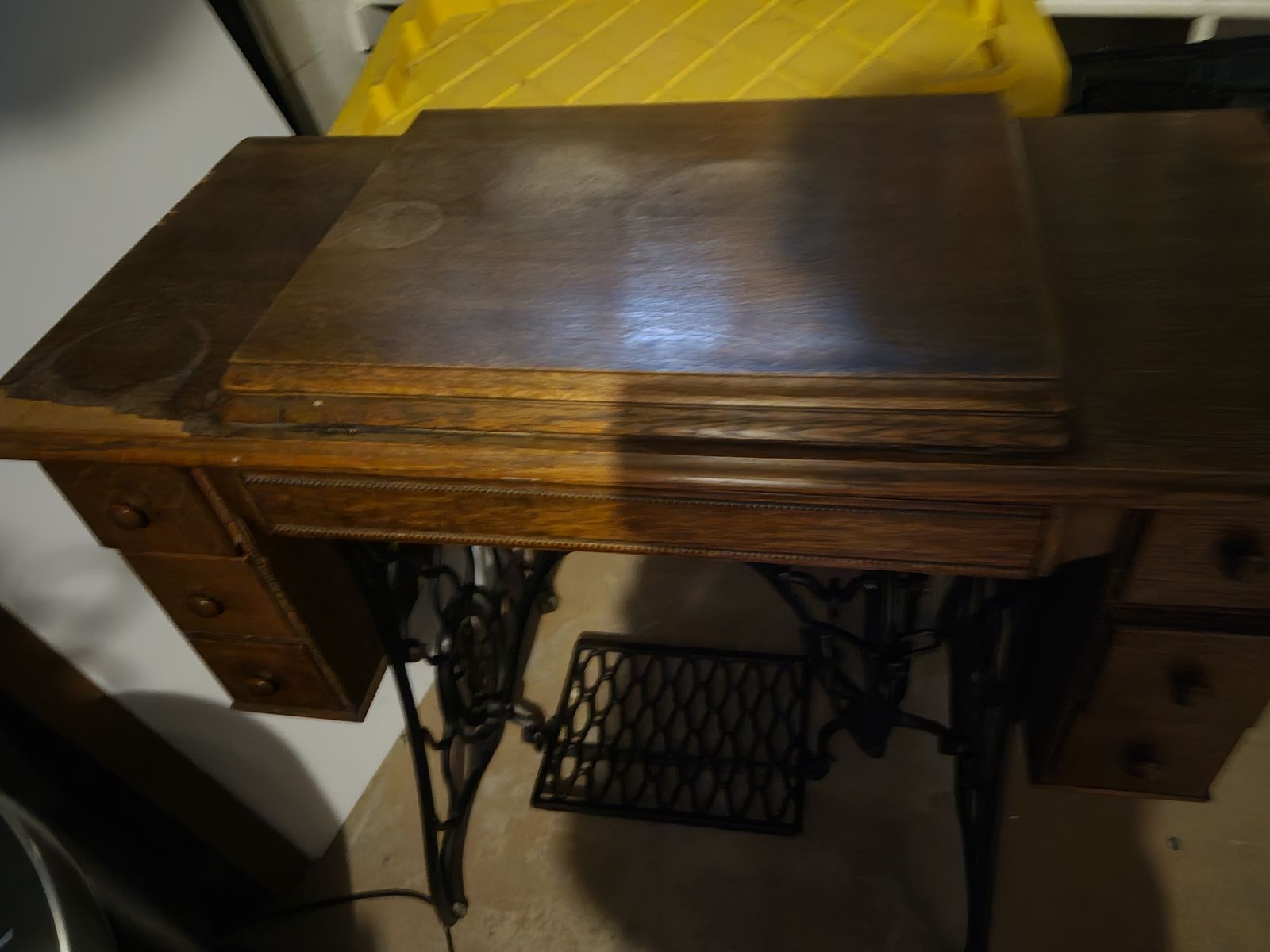 Main image 3