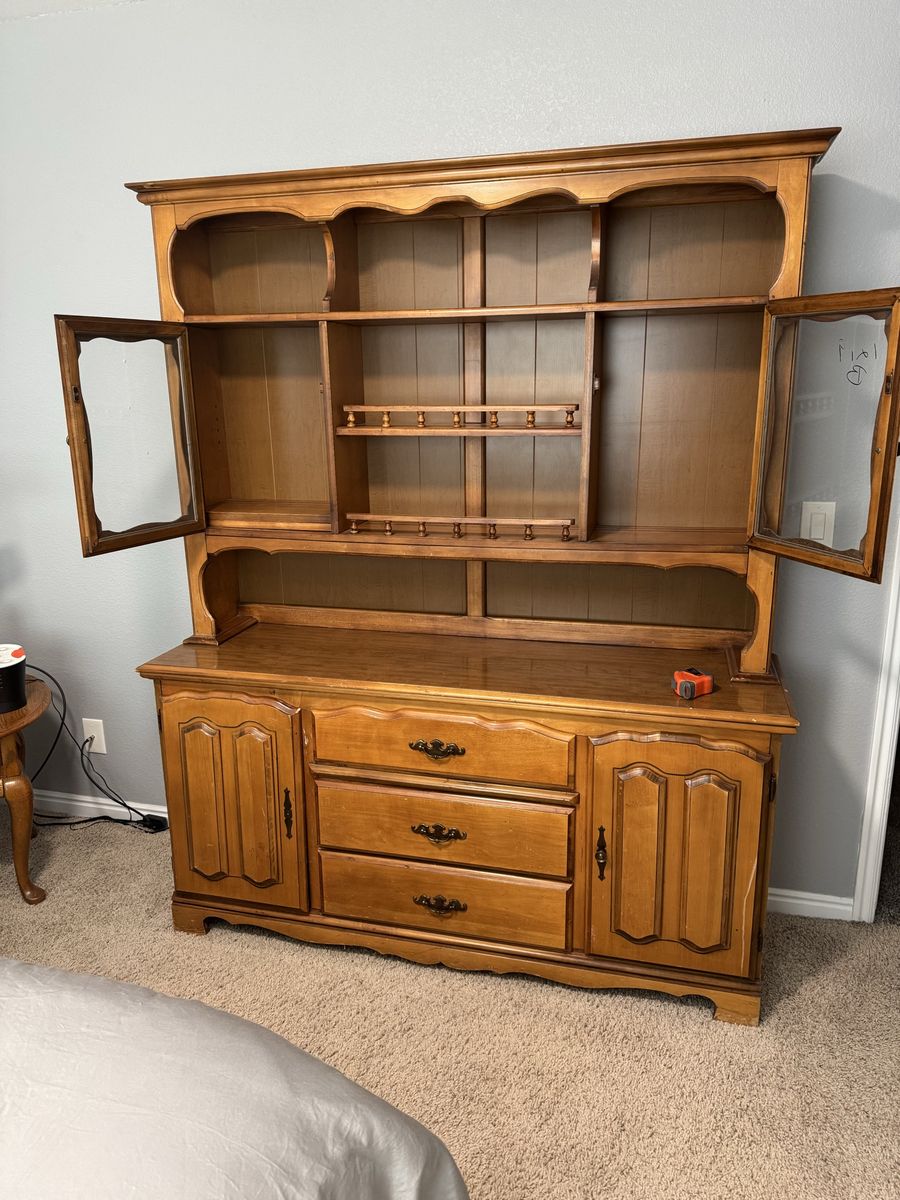 Main image 6