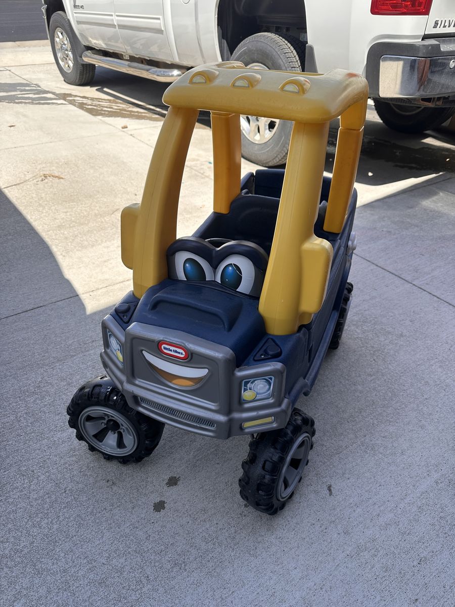 Little Tikes Cozy Truck Ride-On Toy - Blue & Yellow o.b.o