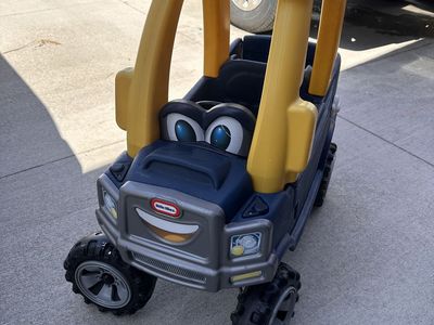 Little Tikes Cozy Truck Ride-On Toy - Blue & Yellow o.b.o