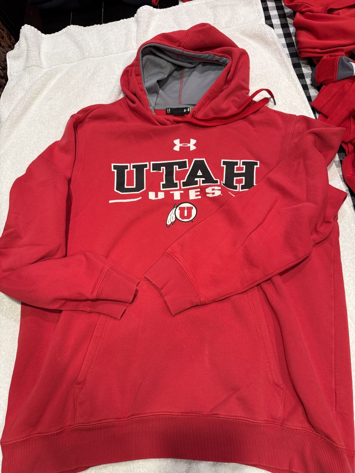Utah UTES Large Hoodie