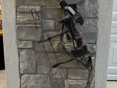 Reflex Excursion Compound Bow Camo Hunting Right Handed Archery + Tru-Fire Trigger Release