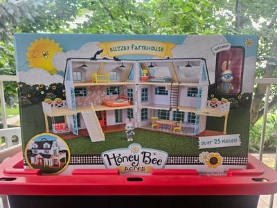 Honey Bee Acres Collection Multiple Sets
