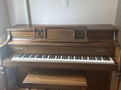 Story and Clark piano