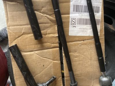 2005 to 2020 dodge grand caravan or Chrysler town country Automotive Inner and Outer Tie Rod End Replacement Set - 4 Pieces new