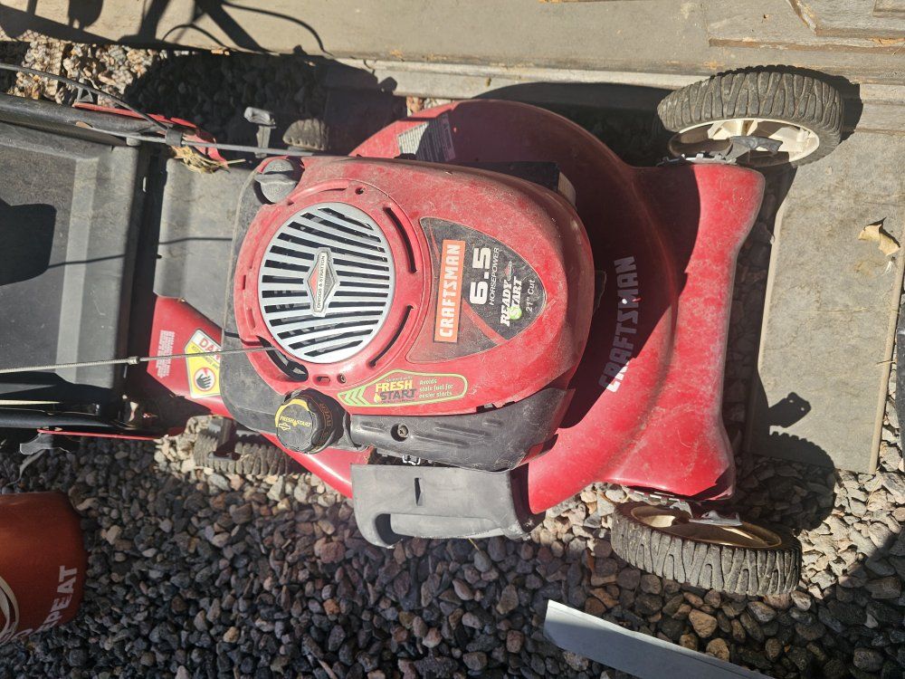 Craftsman 6.5 HP 21" Cut Gas Lawn Mower with Bagger
