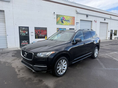2016 Volvo XC90 T6 Momentum 7-Passenger