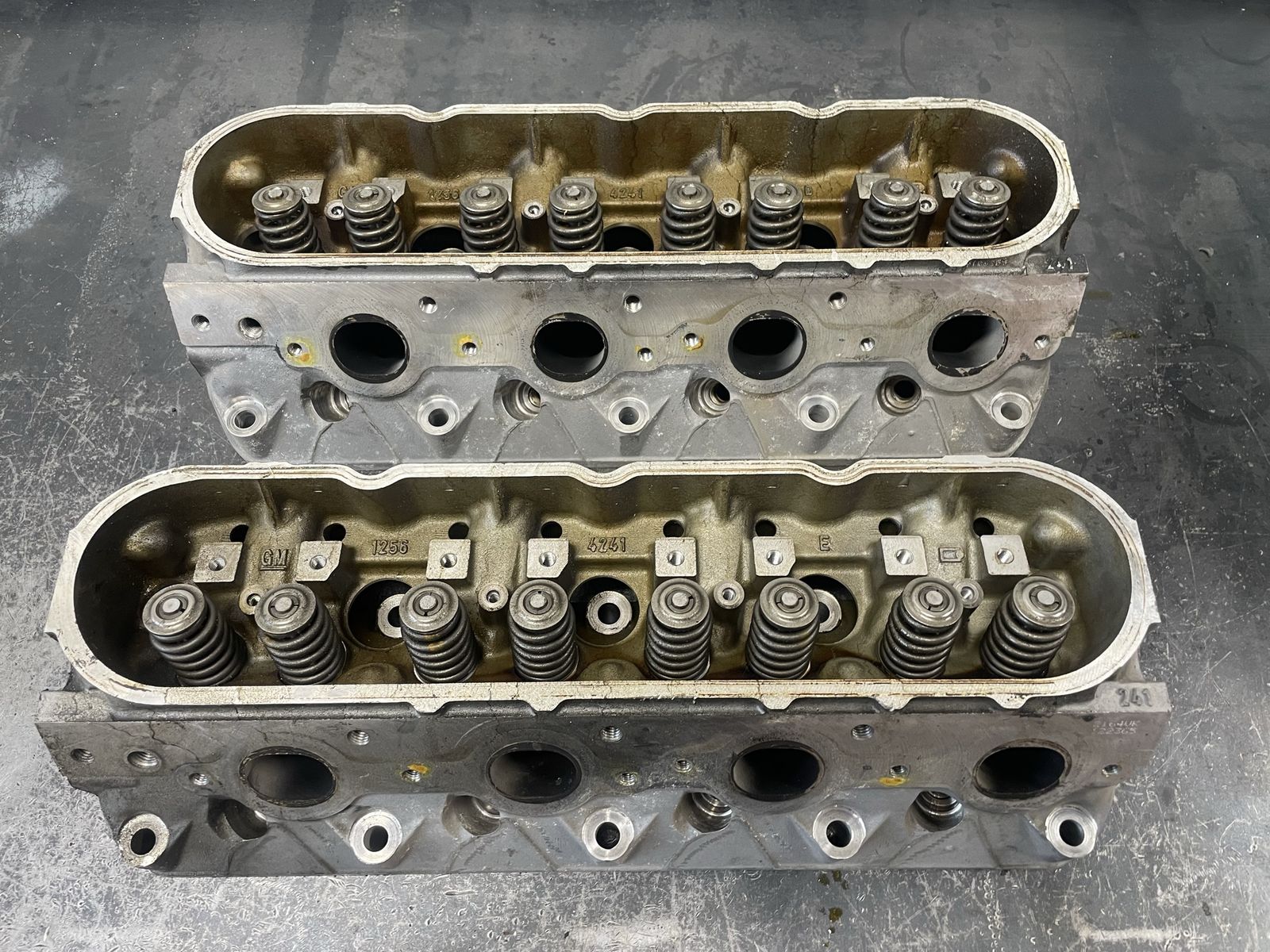 GM LS Cylinder Heads. LS1 Camaro Firebird Corvette 1998-2004