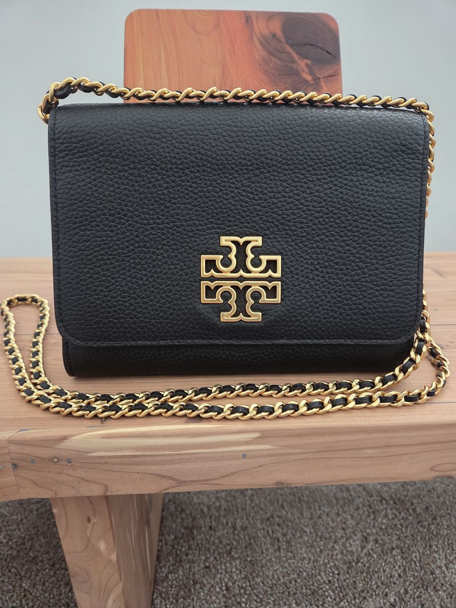 Tory Burch Chain Wallet - Practically New!