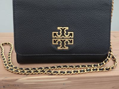 Tory Burch Chain Wallet - Practically New!