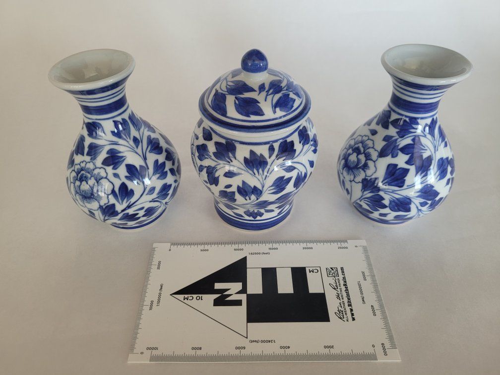 Main image 3