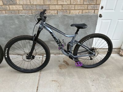 2022 Giant Stance 29 – Full Suspension Mountain Bike (Size M)