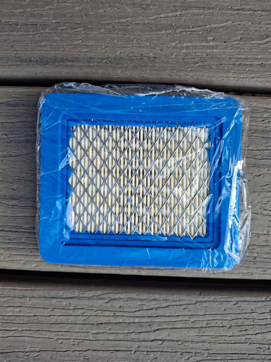 Briggs and Stratton air filter