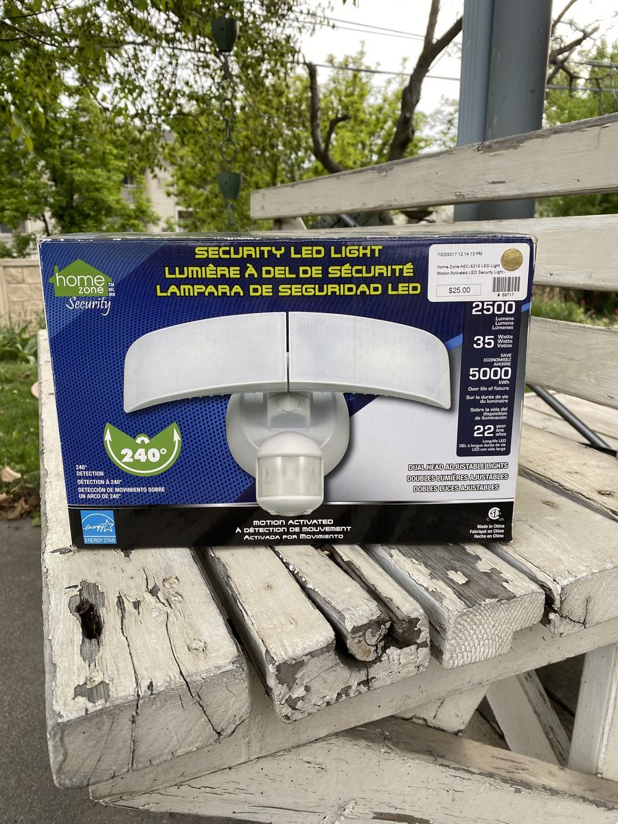LED outdoor security light