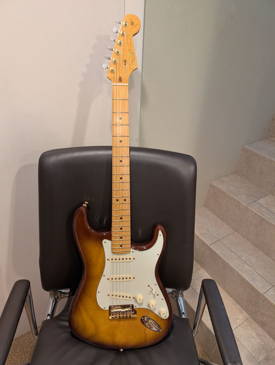 75th Anniversary Fender Strat