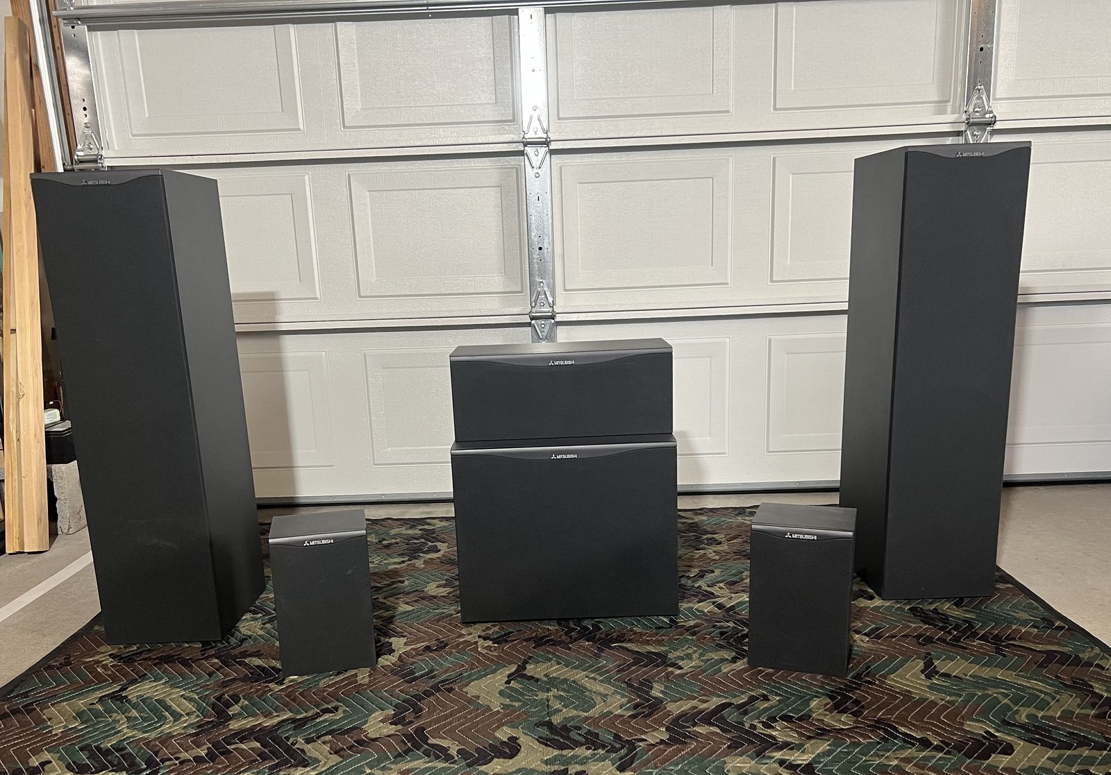 Mitsubishi M-S200 5.1 Surround Sound Speaker System