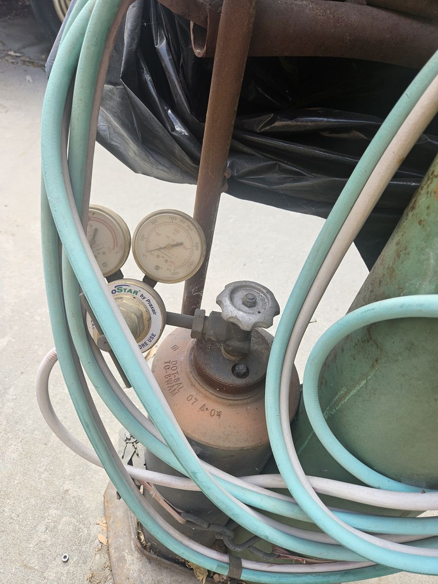 ATTENTION WELDERS: Arc Rods by the Pound. Oxy-Acetylene Welding/Cutting Torch Kit with Regulators, probably needs new hoses