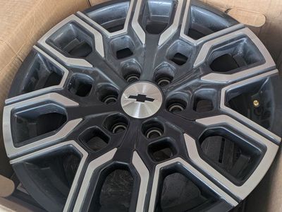OEM Chevrolet Wheels and Z71 rims