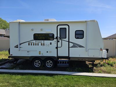 2014 Forest River Rockwood Mini Lite 2104S