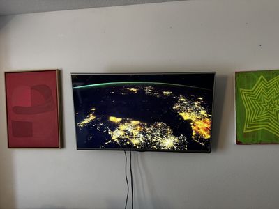 LG 49” LED TV