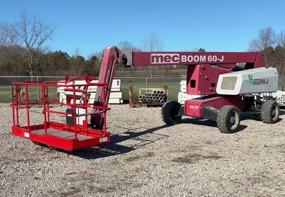 2016 MEC 60J Telescopic Boom Lift