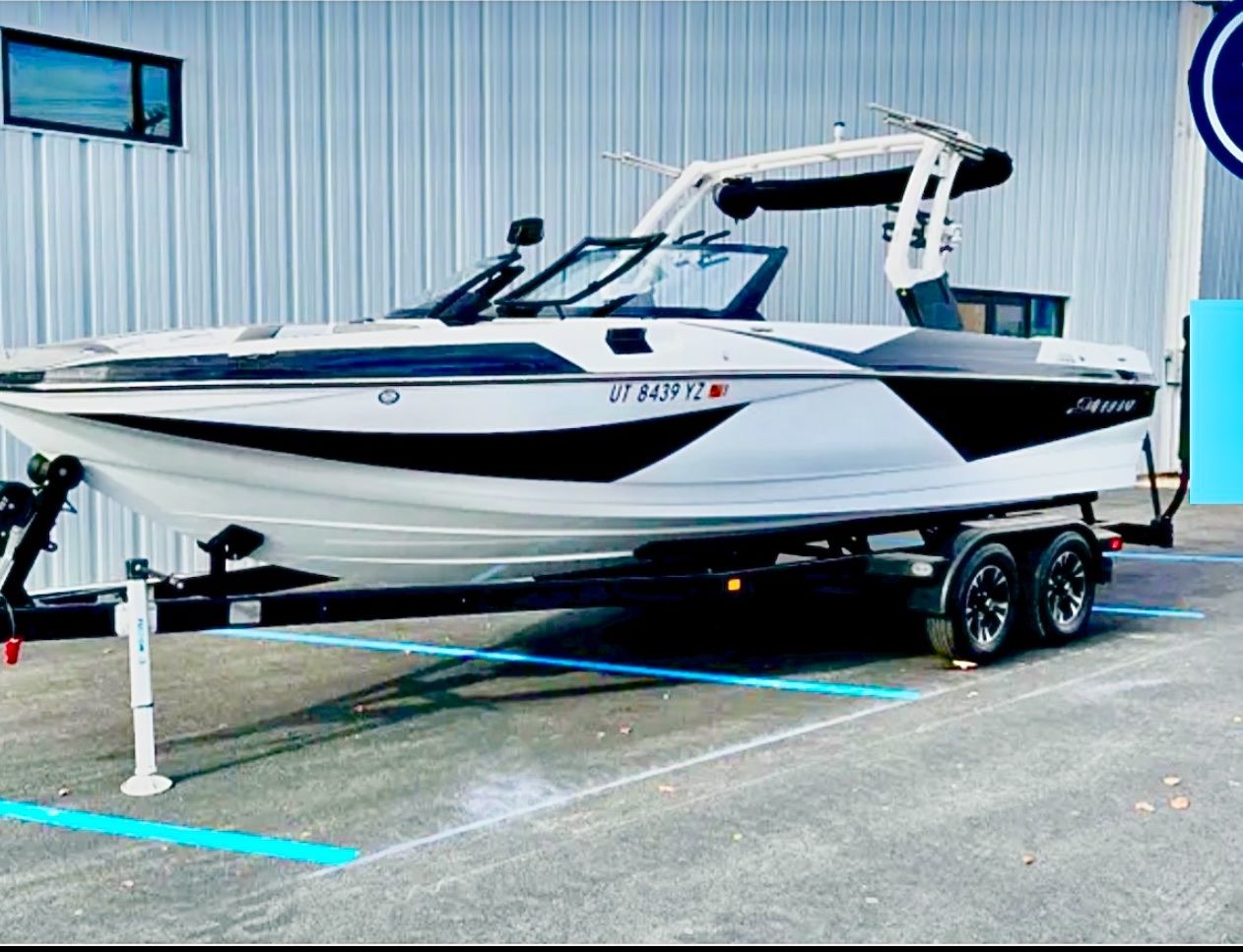 2020 Centurion Supreme S238 Surf Boat For Rent!
