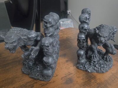 Werewolf Bookends