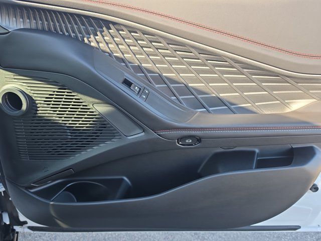 Main image 33