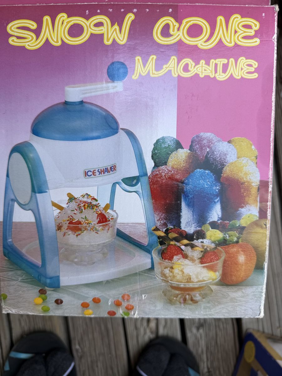 Manual Ice Shaver Snow Cone Machine - Hand Crank Shaved Ice Maker