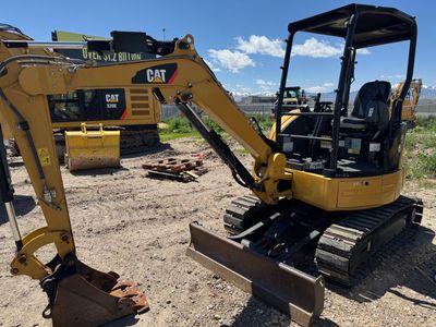 CAT 303E CR Mini Excavator - 1,600 Hours