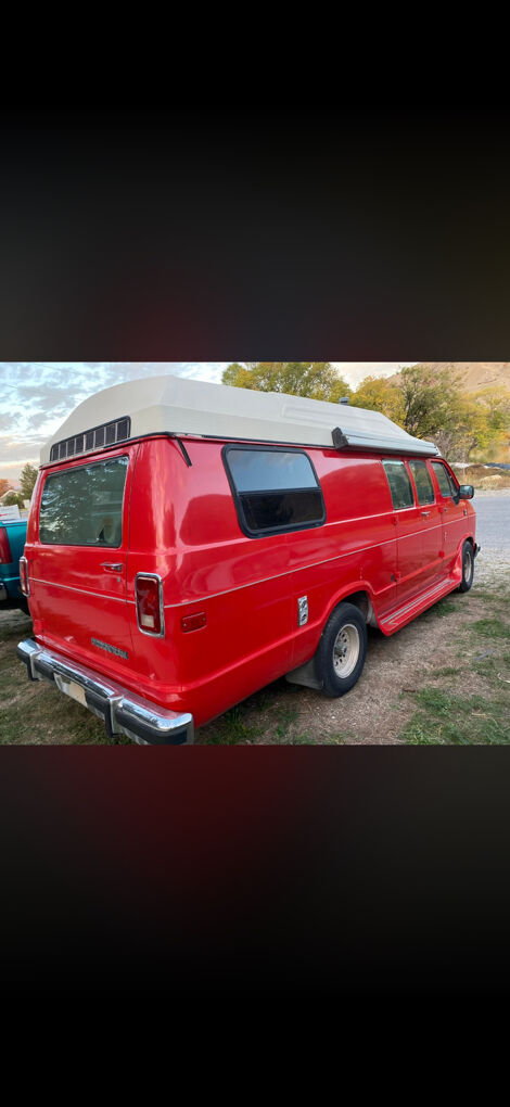 1990 DODGE RAM VAN B250
