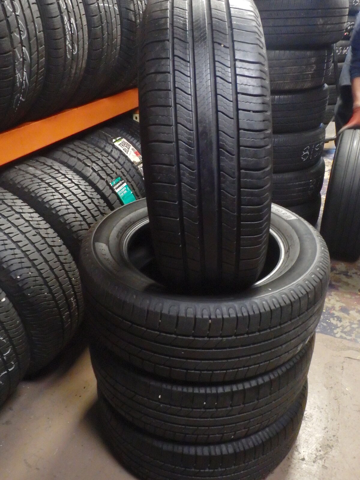 245/6R18 MICHELIN XTOUR A/S SET OF USED TIRES