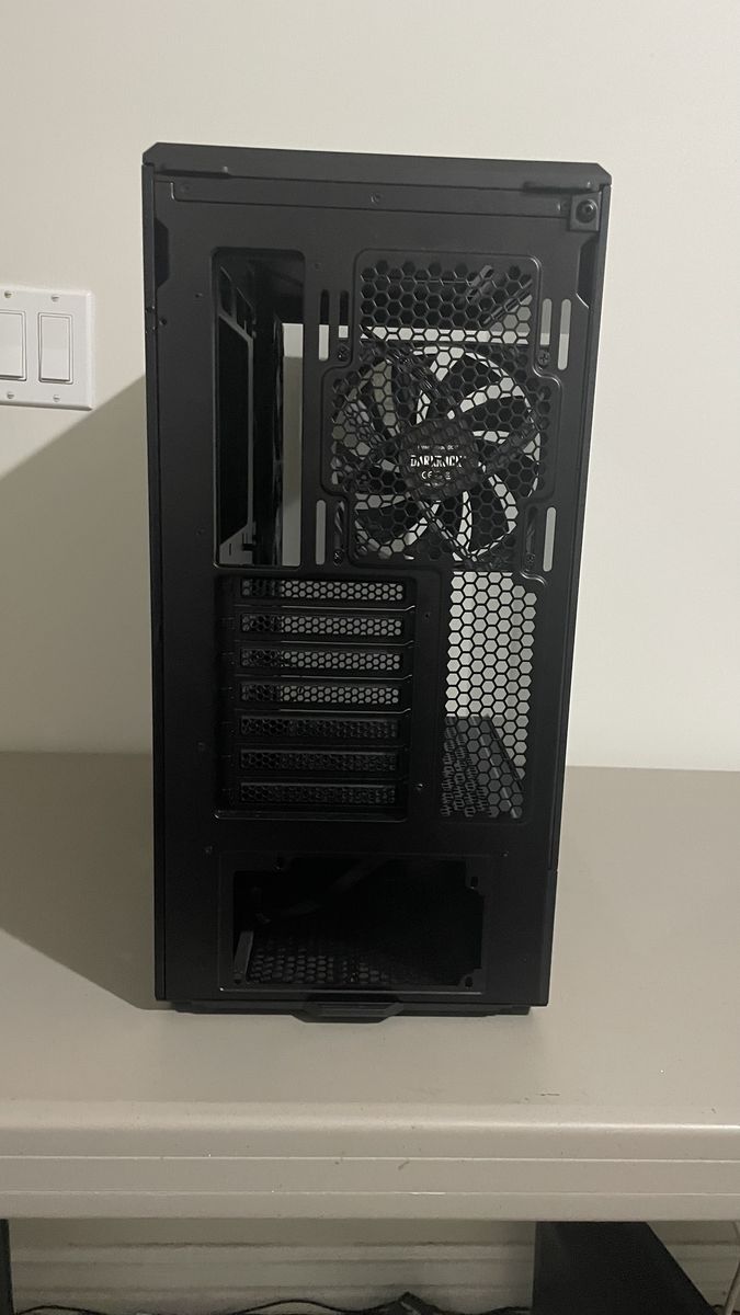 Main image 4